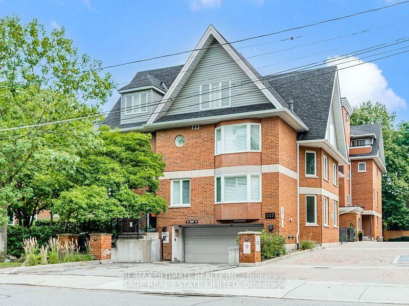 home for lease on 31-217 St George Street