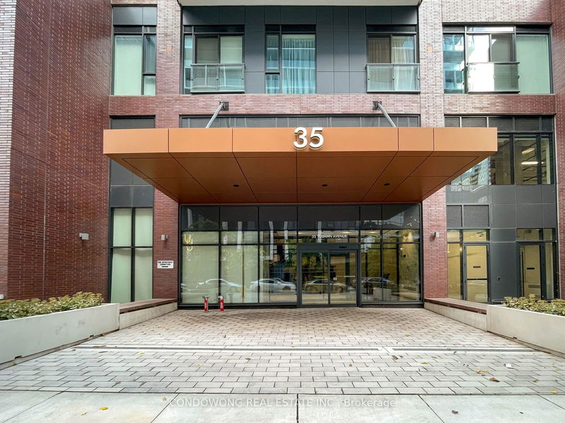 home for lease on 821-35 Tubman Avenue
