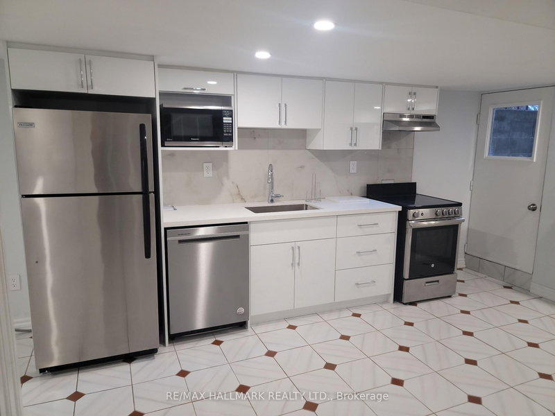 Main - 100 Montrose Ave, Toronto, M6J 2T7 | Image 2