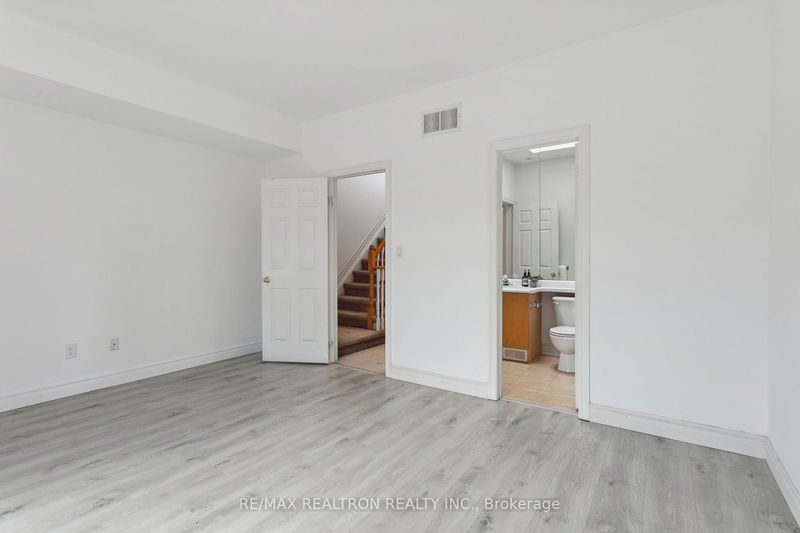 200 C Merton St  Toronto, M4S 1A1 | Image 21