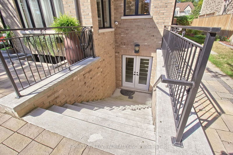 41 Transwell Ave  Toronto, M2R 2J9 | Image 37