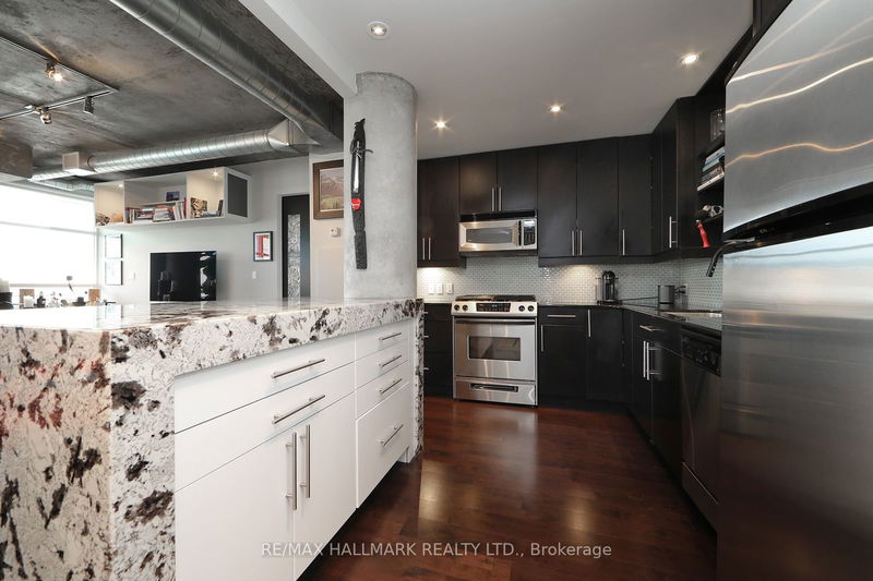  703 - 42 Camden St  Toronto, M5V 1V1 | Image 6