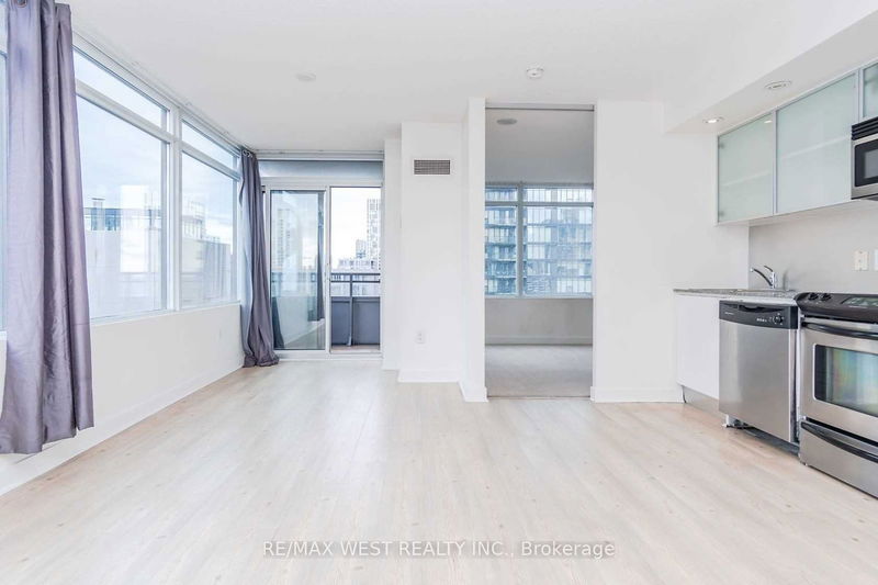  2509 - 25 Telegram Mews  Toronto, M5V 3Z1 | Image 14