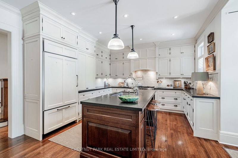 32 Roxborough St E Toronto, M4W 1V6 | Image 10