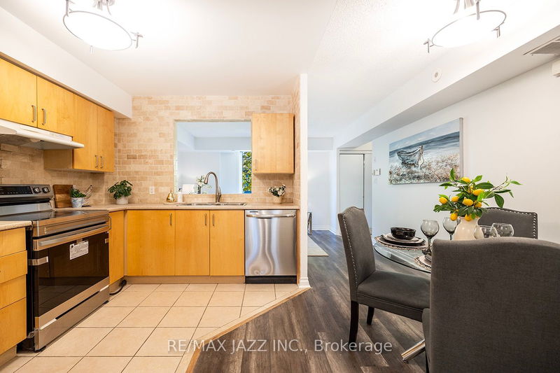  TH426 - 12 Douro St  Toronto, M6K 3M4 | Image 14