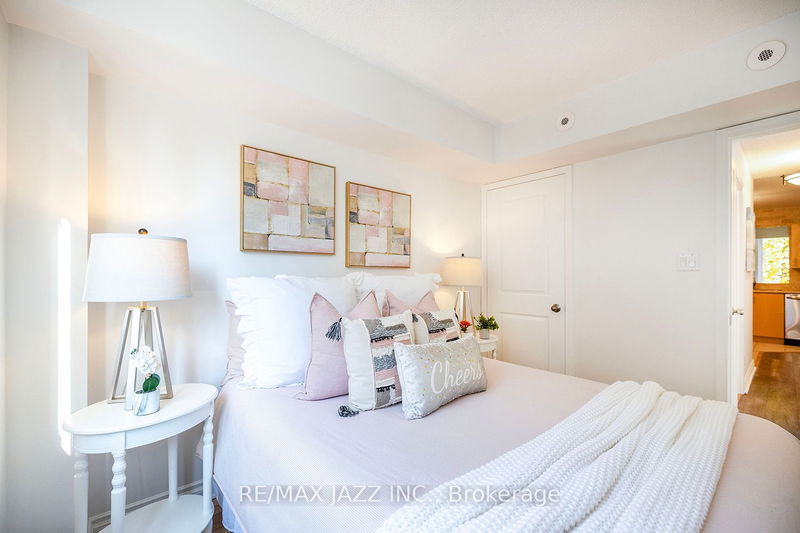  TH426 - 12 Douro St  Toronto, M6K 3M4 | Image 21