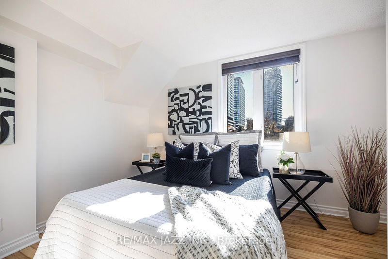  TH426 - 12 Douro St  Toronto, M6K 3M4 | Image 26