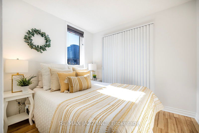  TH426 - 12 Douro St  Toronto, M6K 3M4 | Image 27