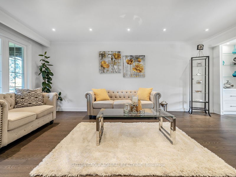 19 Nevada Ave  Toronto, M2M 3N9 | Image 4