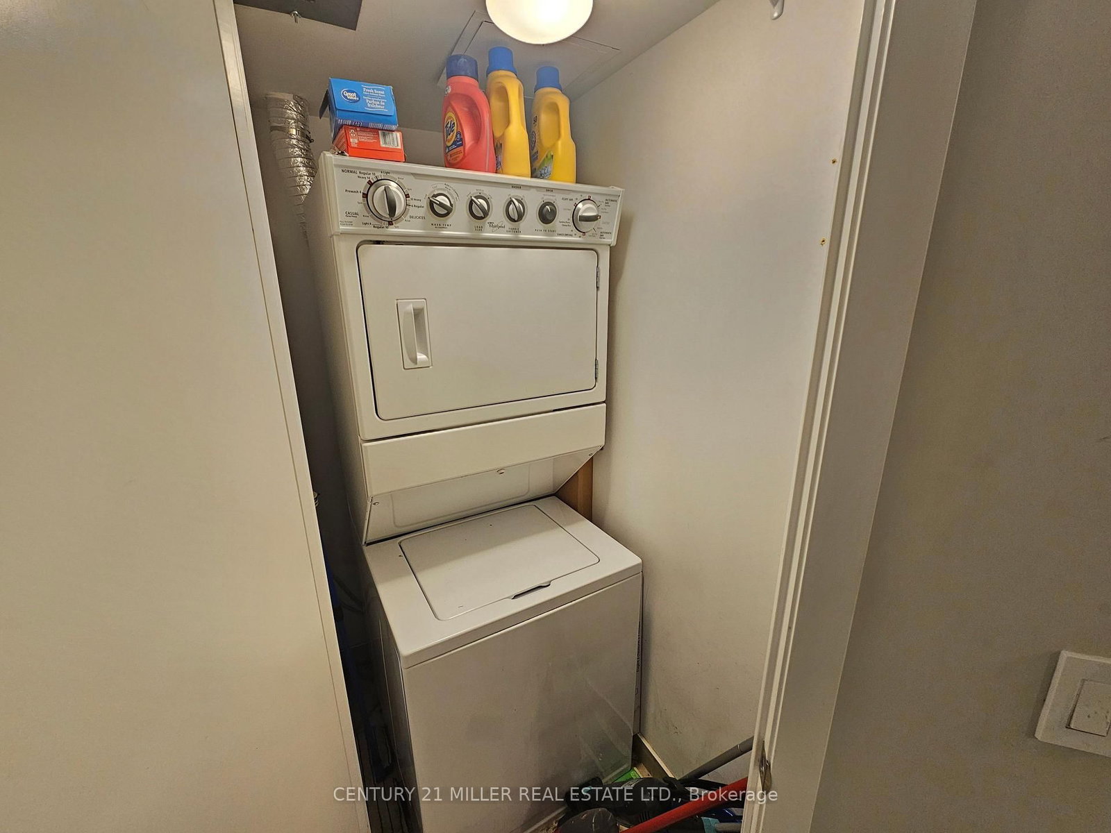 Listing Image 16