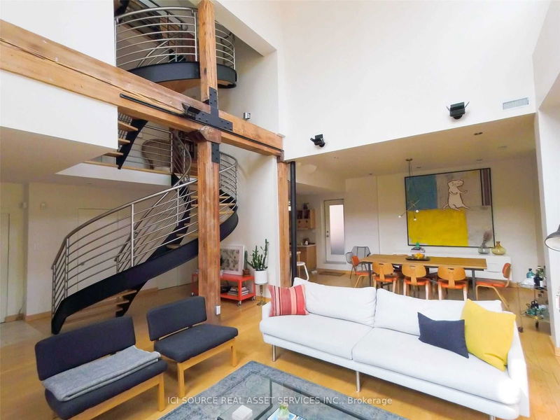 home for lease on 1-200 Clinton Street