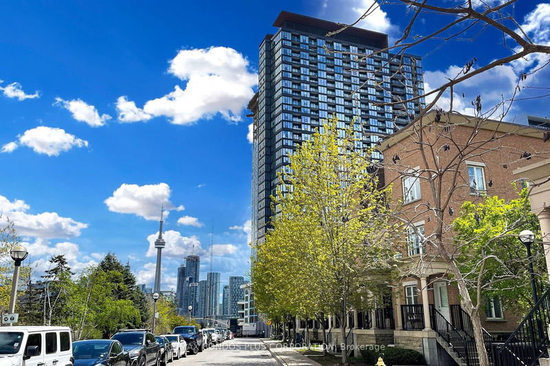  518 - 19 Western Battery Rd  Toronto, M6K 0E3 | Image 32