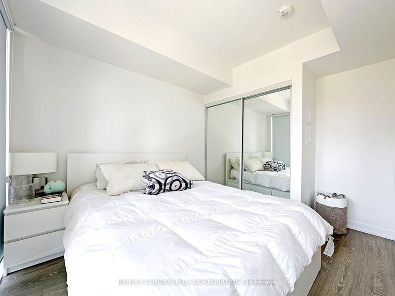  315 - 19 Western Battery Rd  Toronto, M6K 0E3 | Image 16