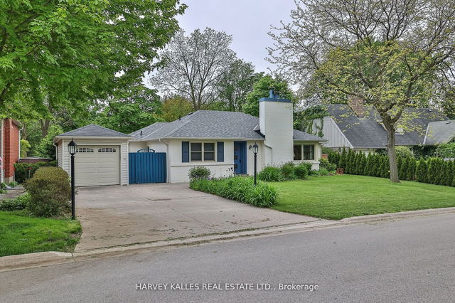 11 Don Ridge Drive