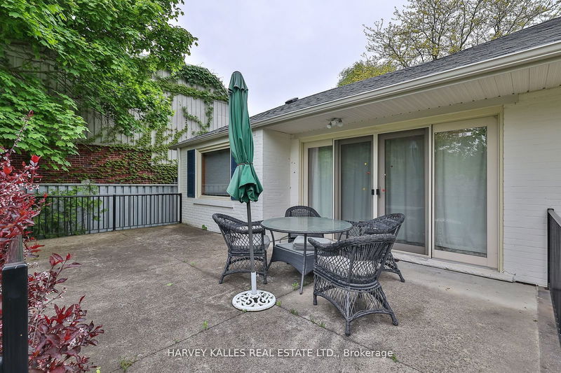 11 Don Ridge Dr  Toronto, M2P 1H3 | Image 11