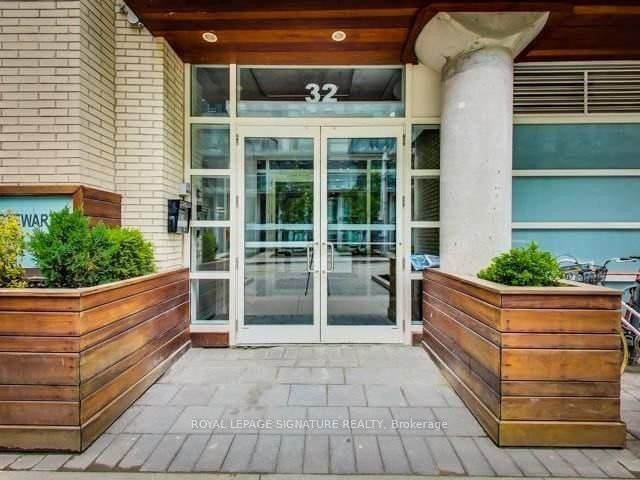 home for lease on 604-32 Stewart Street