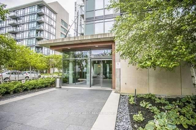  2010 - 11 Brunel Crt  Toronto, M5V 3Y3 | Image 2