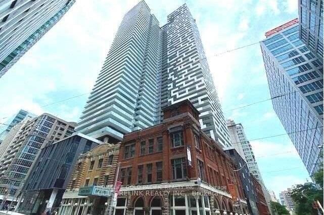  3304 - 25 Richmond St E Toronto, M5C 0A6 | Image 1