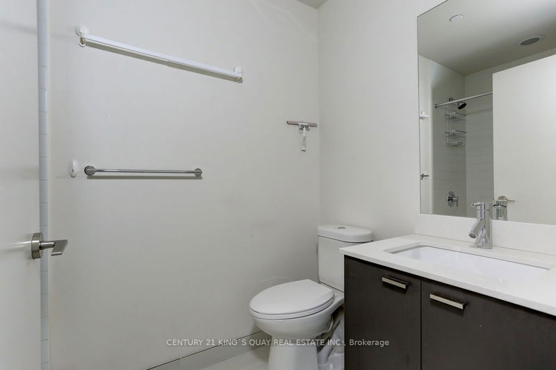  2805 - 30 Roehampton Ave  Toronto, M4P 0B9 | Image 3