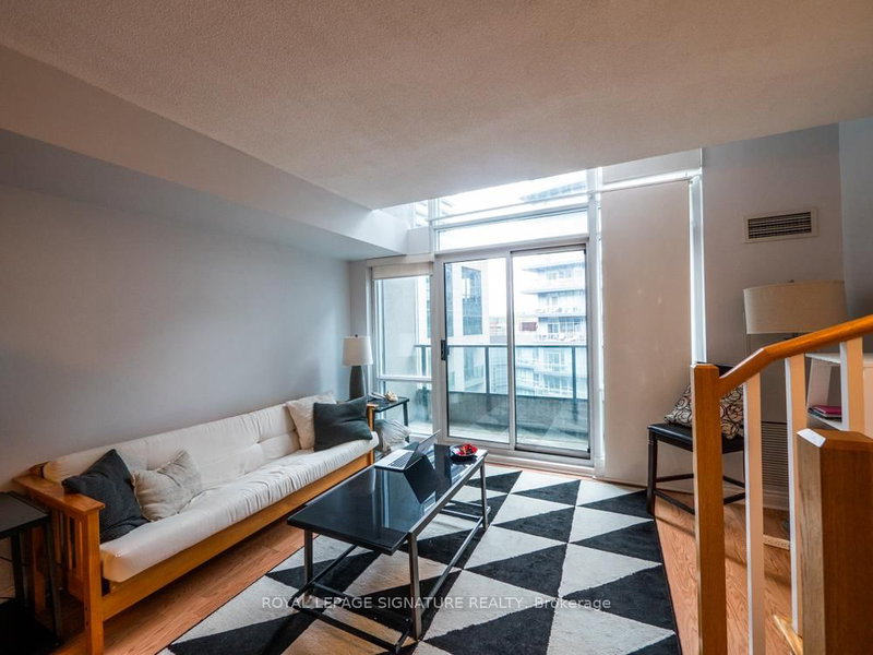 831 - 600 Fleet St, Toronto, M5V 1B7 | Image 2