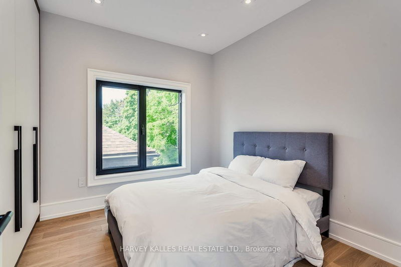 222 St Germain Ave  Toronto, M5M 1W1 | Image 24