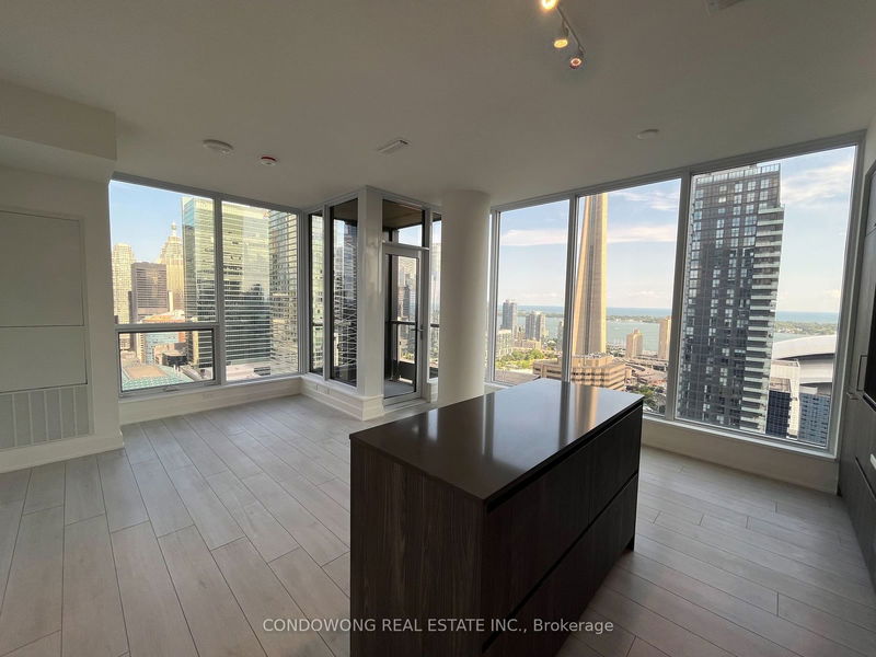 home for lease on 3008-15 Mercer Street