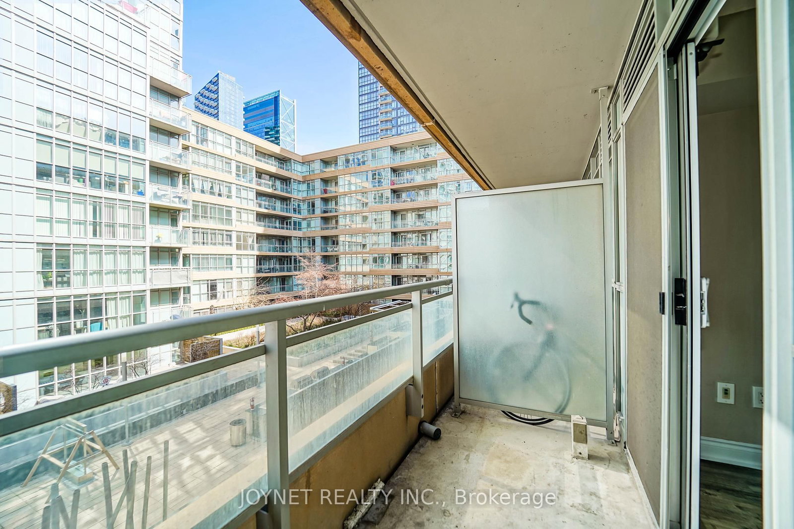 Listing Image 22