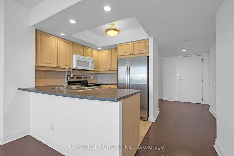  2321 - 15 Northtown Way  Toronto, M2N 7A2 | Image 5