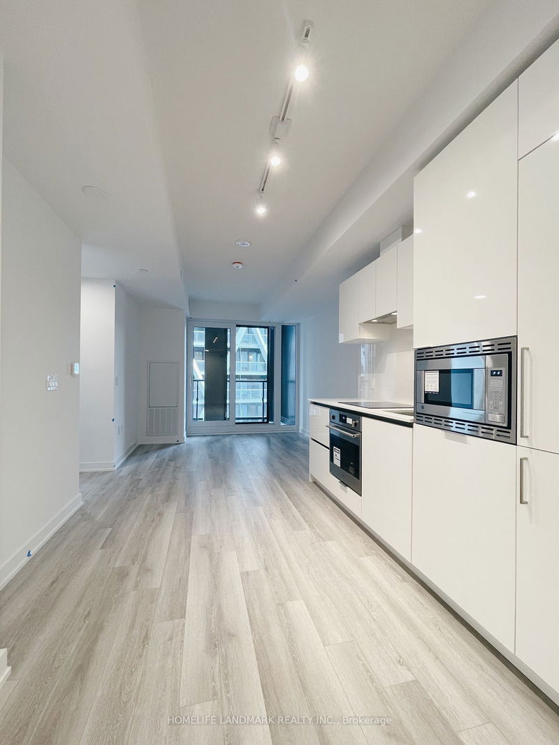 home for sale on 2007-238 Simcoe Street