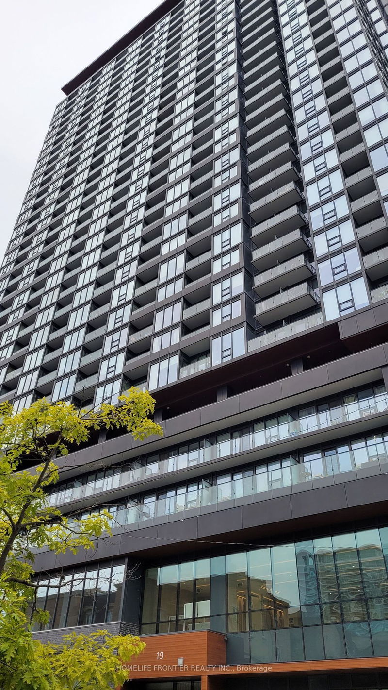 home for lease on 2201-19 Western Battery Road