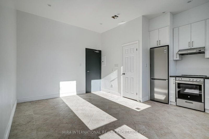 103 - 180 Sherbourne St, Toronto, M5A 2R7 | Image 2