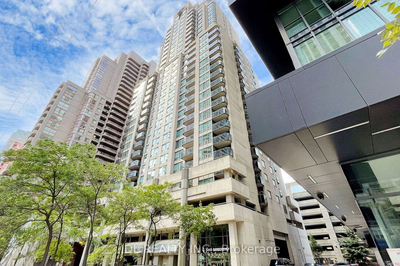  903 - 750 Bay St  Toronto, M5G 1N6 | Image 1