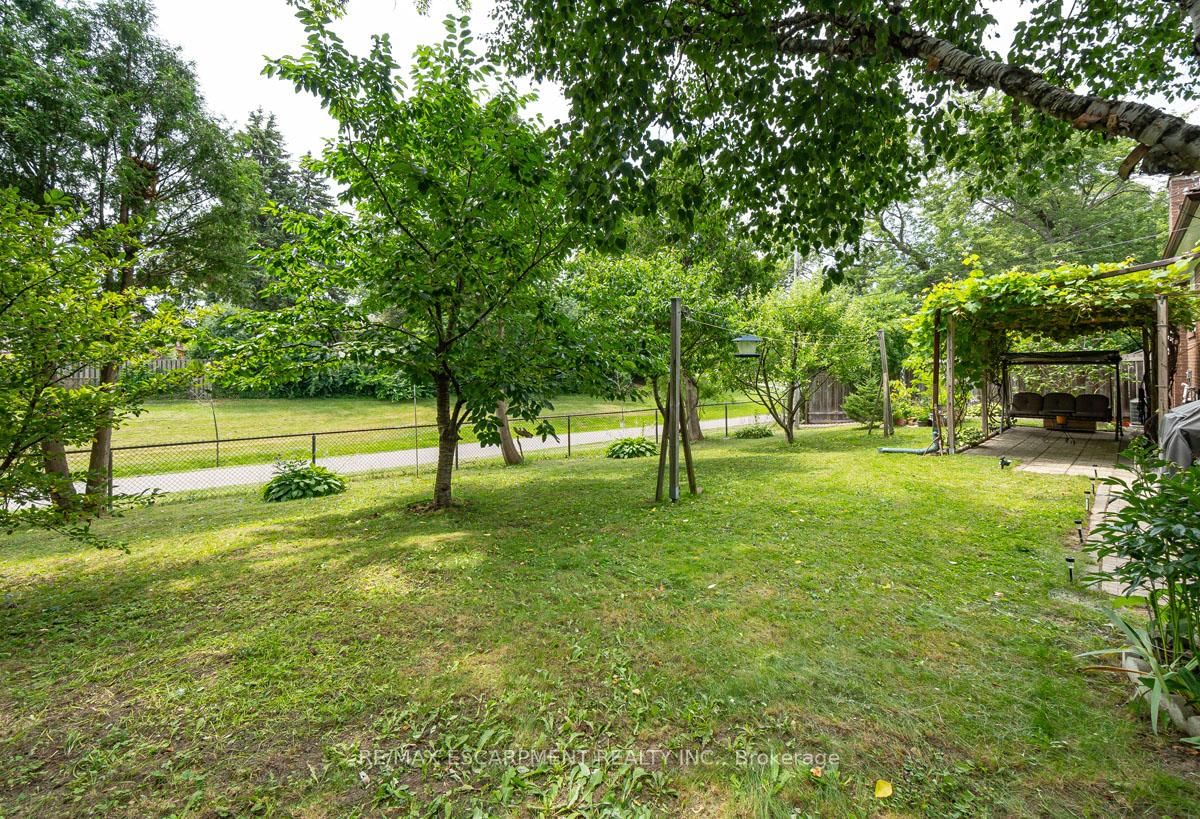 Listing Image 23