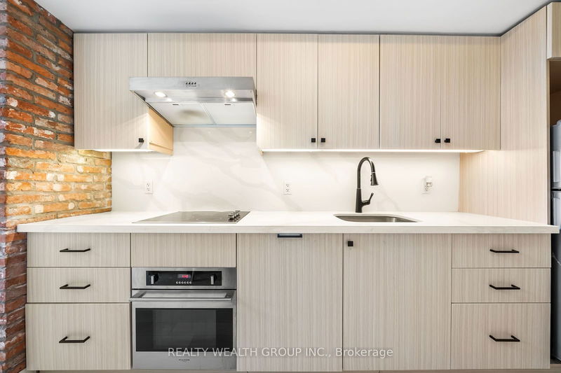  429 - 5 Hanna Ave  Toronto, M6K 1X6 | Image 12