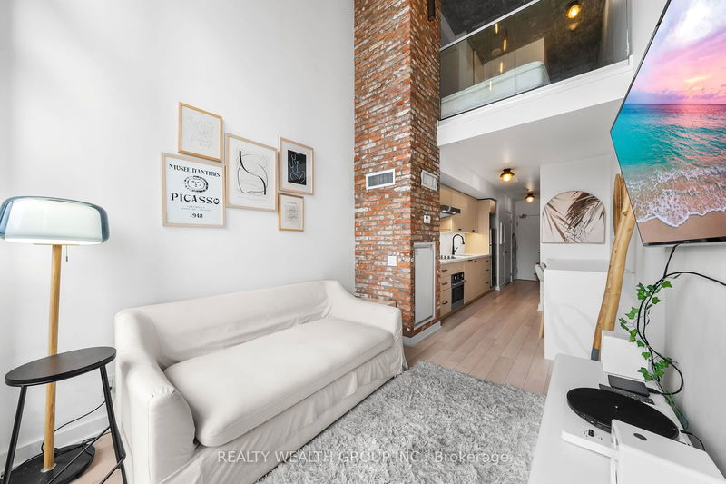  429 - 5 Hanna Ave  Toronto, M6K 1X6 | Image 16