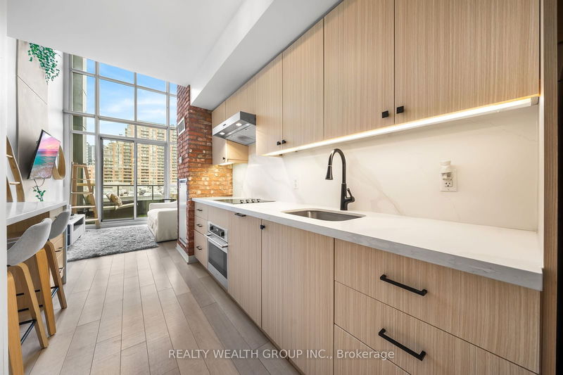  429 - 5 Hanna Ave  Toronto, M6K 1X6 | Image 18