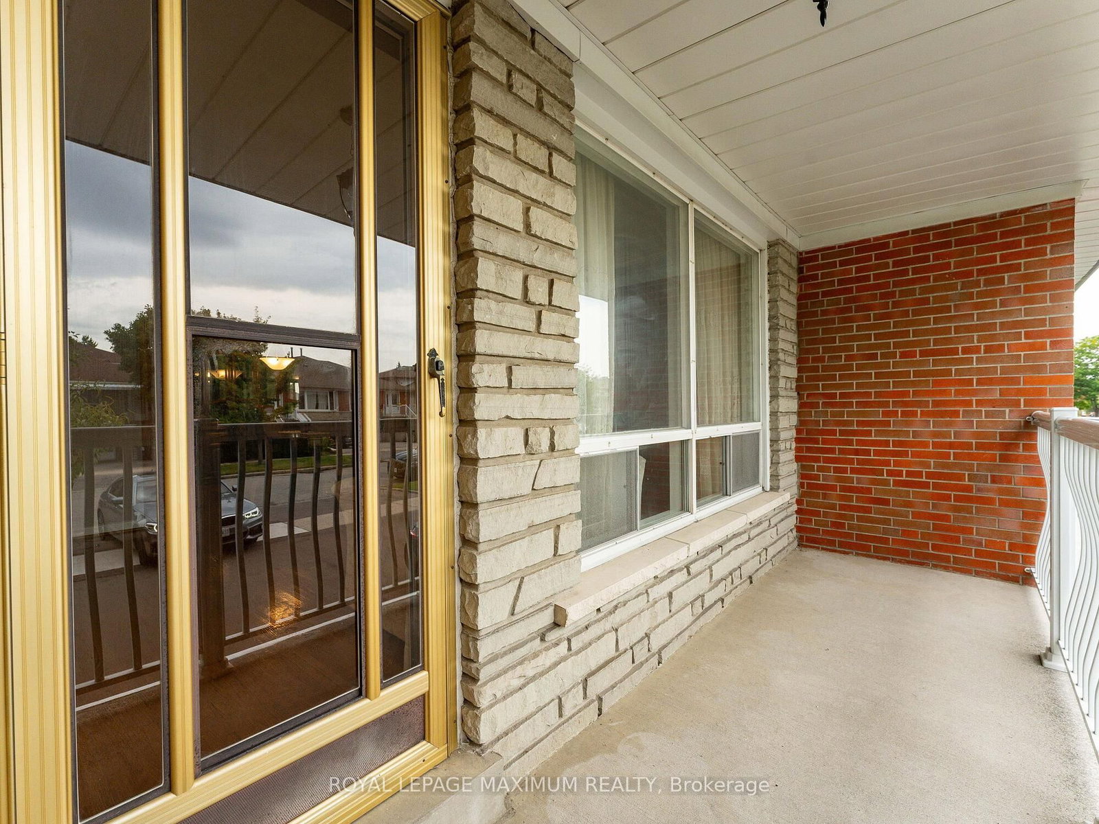 Listing Image 24