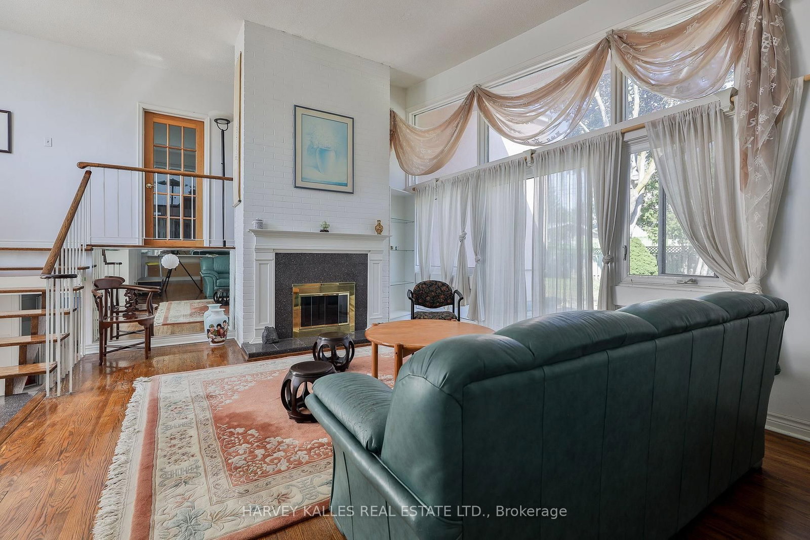 Listing Image 6