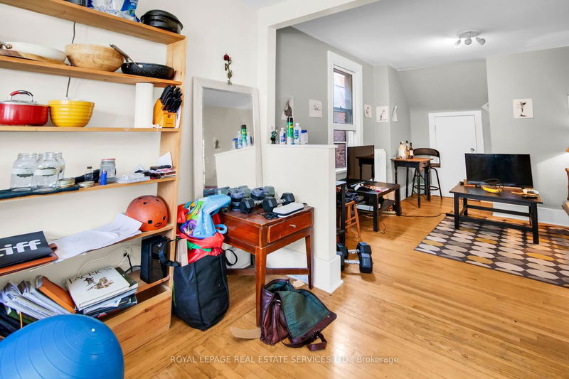 577 Huron St  Toronto, M5R 2R6 | Image 11