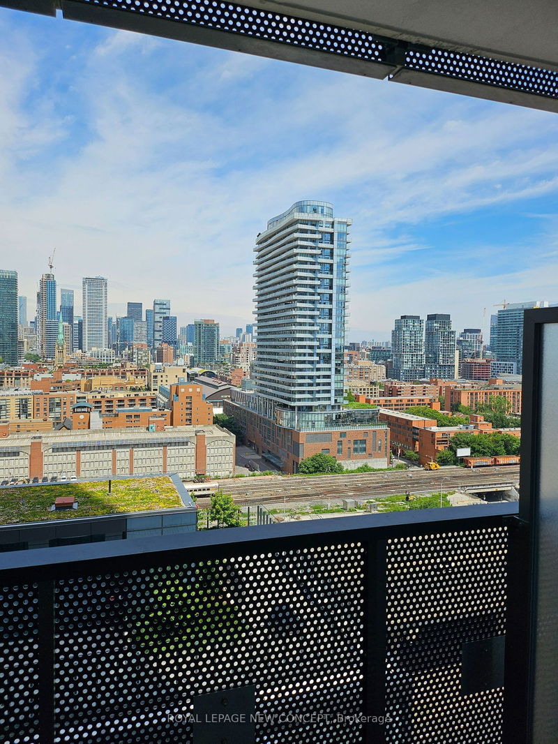  1802 - 138 Downes St  Toronto, M5K 0E4 | Image 1