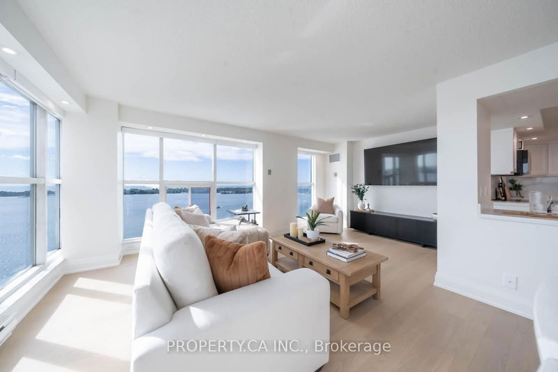  2707 - 99 Harbour Sq  Toronto, M5J 2H2 | Image 1