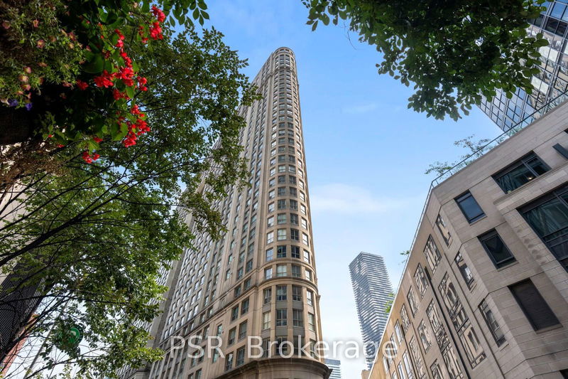 home for lease on 2919-25 The Esplanade