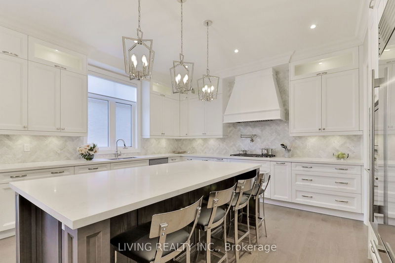 162 Cummer Ave  Toronto, M2M 0B7 | Image 10