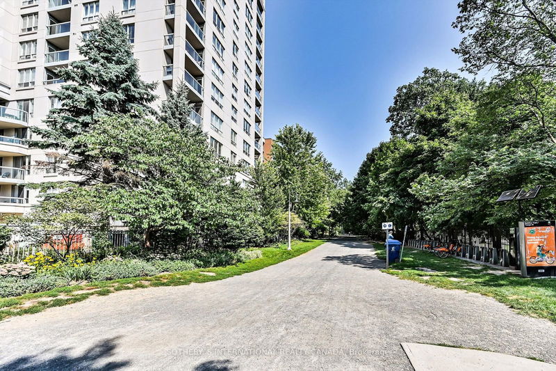  507 - 1815 Yonge St  Toronto, M4T 2A4 | Image 35