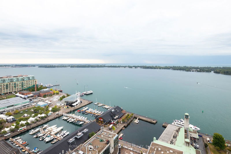  1408 - 270 Queens Quay W Toronto, M5J 2N4 | Image 32