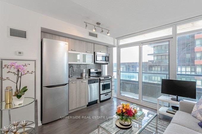  723 - 36 Lisgar St  Toronto, M6J 0A9 | Image 2