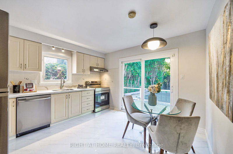 20 Bradenton Dr  Toronto, M2H 1Y5 | Image 13