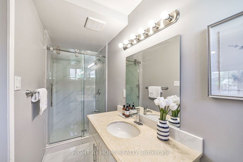 20 Bradenton Dr  Toronto, M2H 1Y5 | Image 31