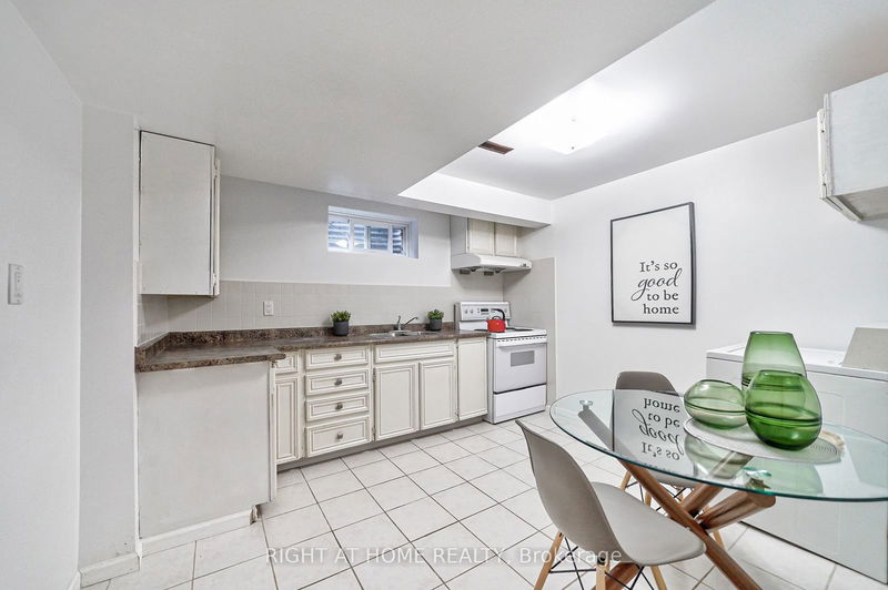 20 Bradenton Dr  Toronto, M2H 1Y5 | Image 33