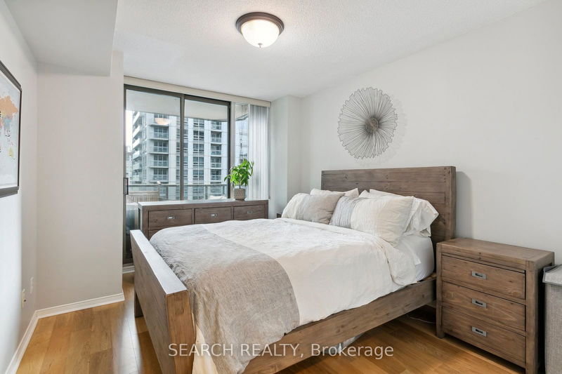  1503 - 750 Bay St  Toronto, M5G 1N6 | Image 20